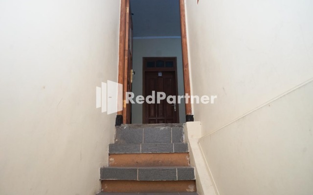 Villa Handayani Songgoriti RedPartner