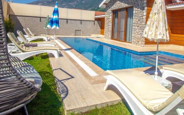 Villa Tlos Plus