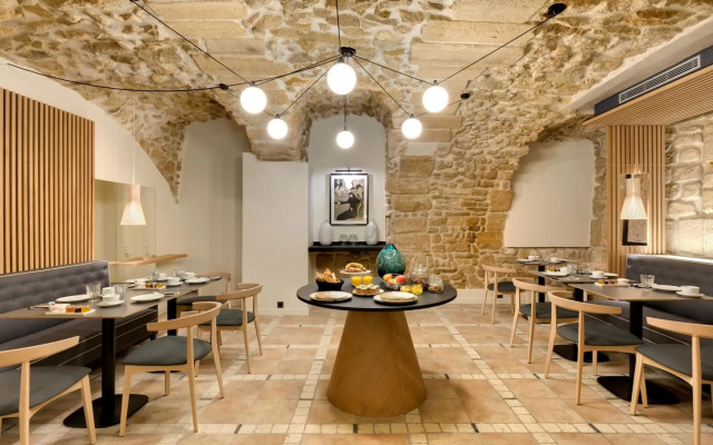 Hotel Les Rives De Notre Dame