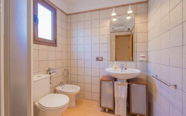 Villa - 4 Bedrooms with Pool and WiFi - 106405