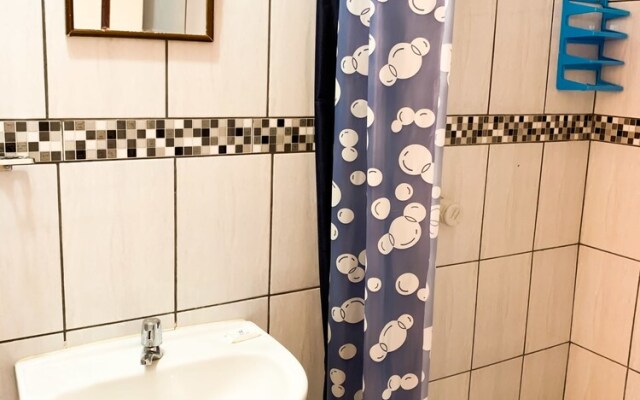 Big Vacation Hostel