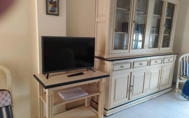 Acogedor Apartamento A 100 M. De Pinares Y Playa