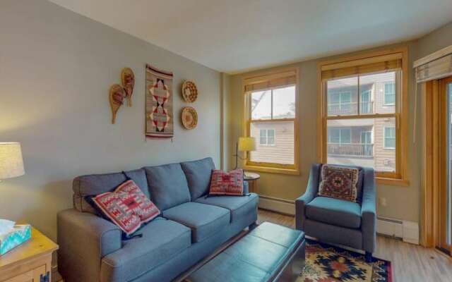 1 Bedroom Mountain Condo in the Heart of River Run Village within walking distance to ski lift