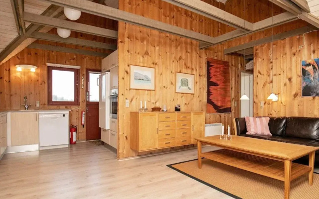 Serene Seaside Retreat in Haurvig-by Traum