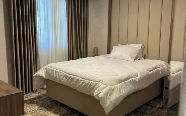 Azmal Hotel & Suites