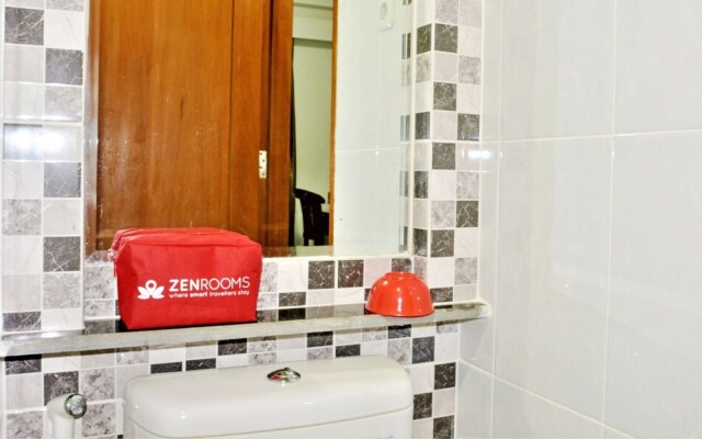 ZEN Rooms Basic near Cilandak Town Square