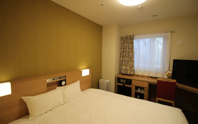 Nest&Rise Osaka Namba Hotel