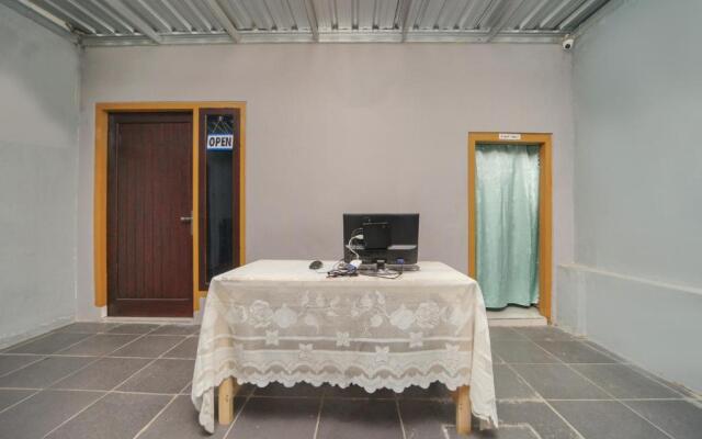OYO 2937 Nindy Residence 2