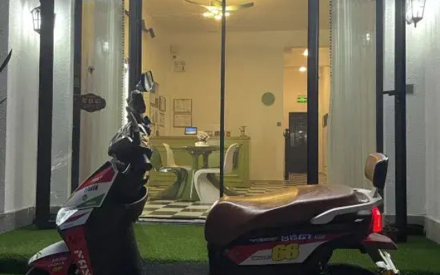 Sanya Yantana Travel Rental Store
