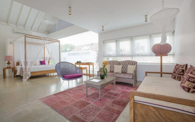 Sri Sharavi Beach Villas & Spa