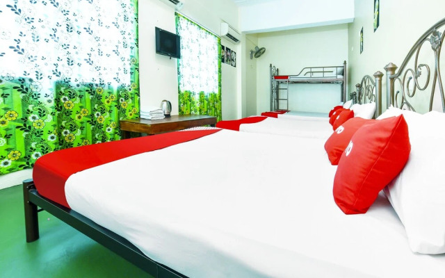 SPOT ON 90477 Hotel Kl2fighter