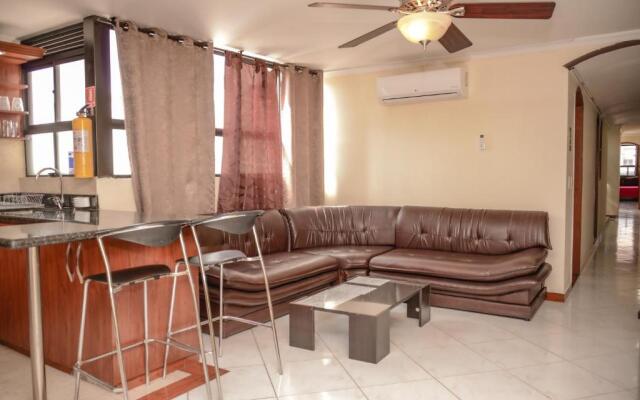 Calle 8 Suites