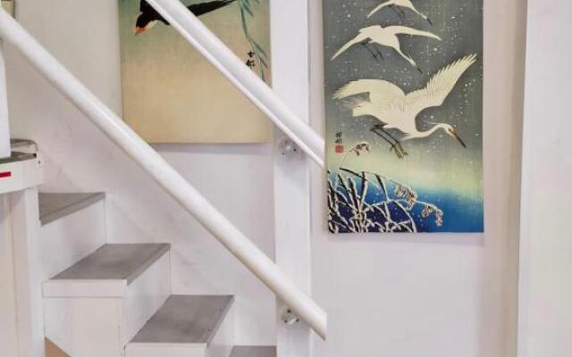Cute & Cosy Loft-Style Studio close to Beach