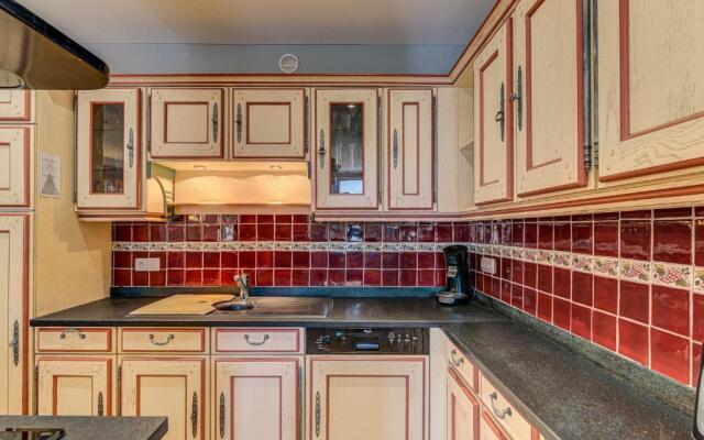 APARTMENT PRESIDENT - Alpes Travel - Central Chamonix - Sleeps 12