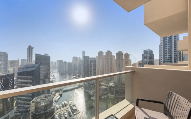 Elegant 1 Bedroom Overlooking Dubai Marina Canal