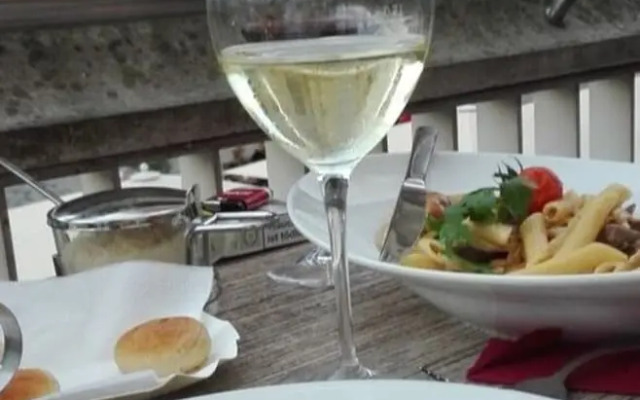 Charming Apartment in Radebeul