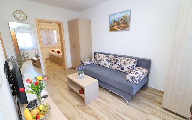 Seaside Apartments Hrkac