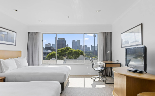 Holiday Inn Sydney Potts Point by IHG