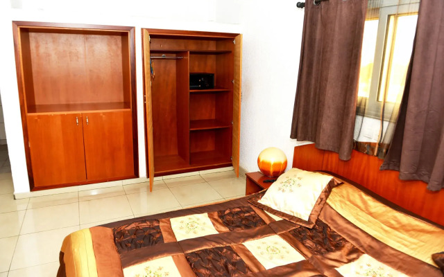 Paradise Hotel