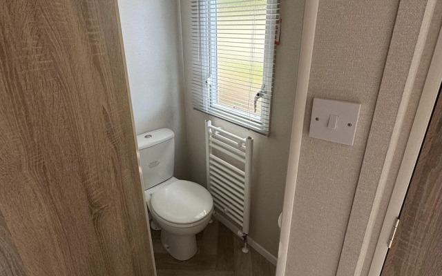 Berwick-upon-tweed - Caravan - Sleeps 6 - Parking