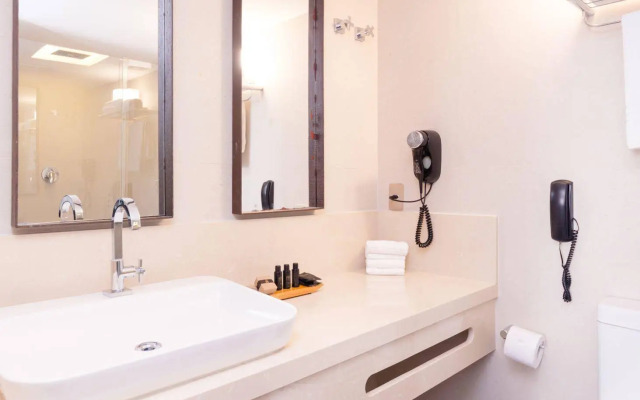 Ritz Copacabana Hotel