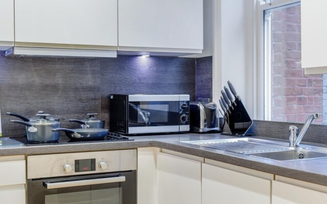 Bright Lower Ground One Bedroom Apartment