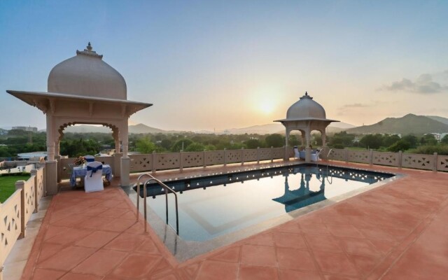 Traavista Aravali Mahal