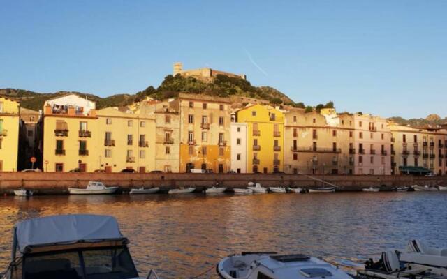 Spazioso e luminoso appartamento a Bosa Sardegna!