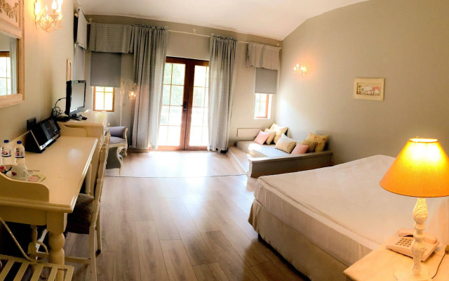 Village Park Resort & Spa