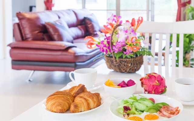 Kariyushi Condominium Resort Nago RB Villa