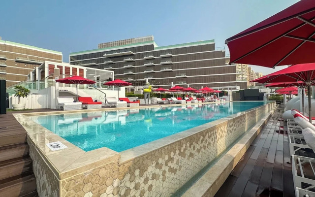 Waves - Premium Seaside Retreat With Private Beach