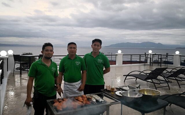 Manarra Seaview Resort
