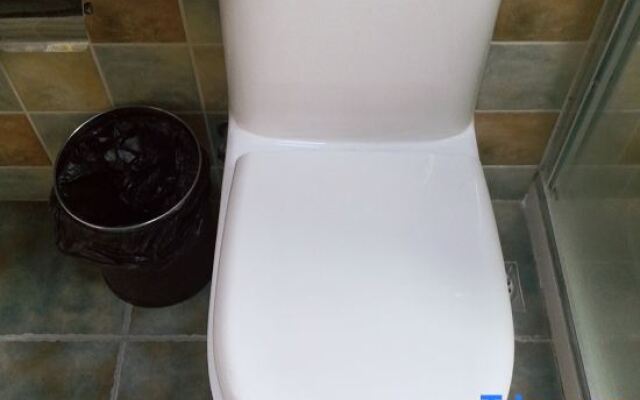 Yixing Hotel (Shanghai Zhujiajiao Ancient Town Scenic Area Branch)