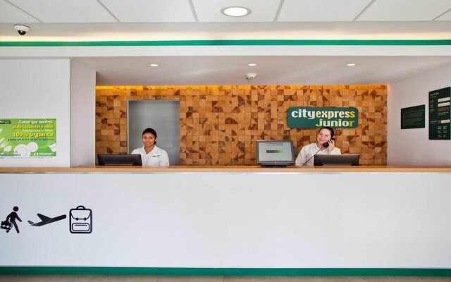 City Express Junior by Marriott Ciudad Del Carmen