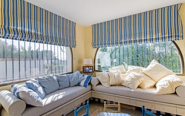 Magnificent Villa in Andalusia near Beach