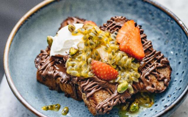 Kimpton Fitzroy London by IHG