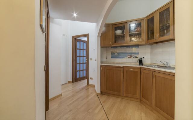 Multifunctional Apartment San Pietro