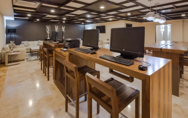 Holiday Inn Monterrey Valle