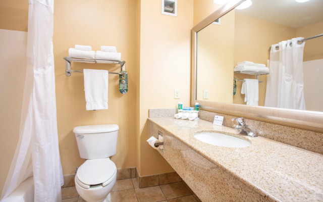 Holiday Inn Express & Suites Richland by IHG