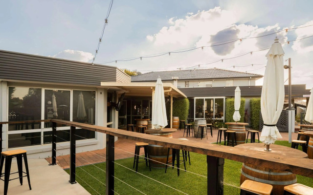 ibis Styles Orange