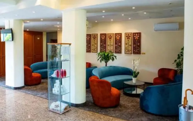 Orchidea Hotel Lipót