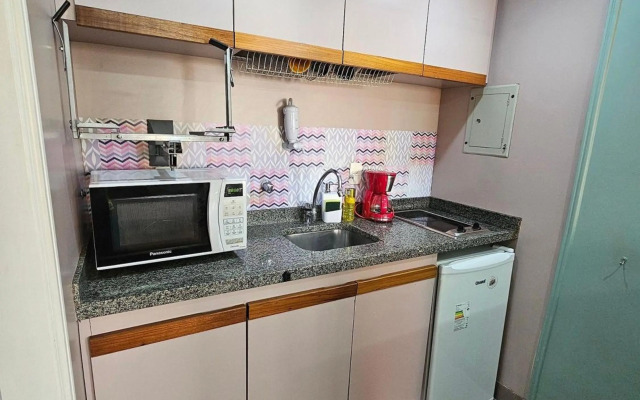 Flat Qi Ibirapuera com Sacada Uh-2307