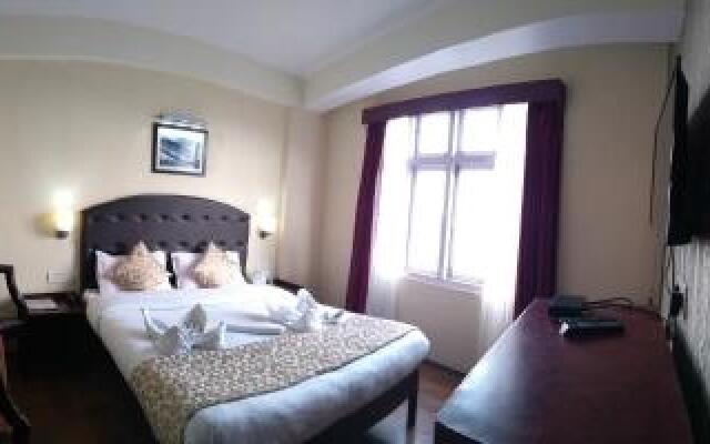 Hotel Sandrup by OYO Rooms