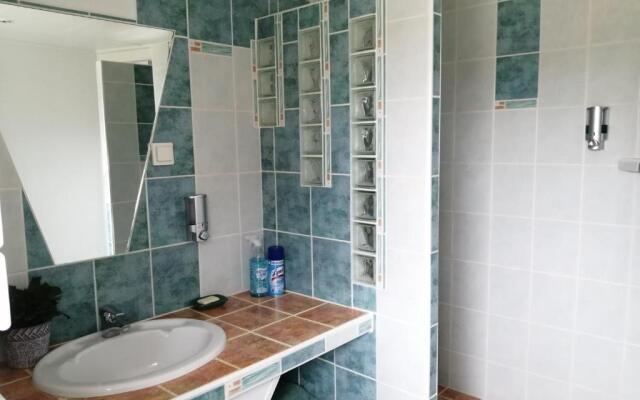 Le Clos Des Augers. Chambre Descartes (Adults Only)