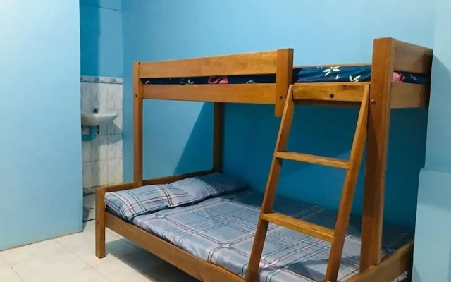 Gracia's Budget Inn