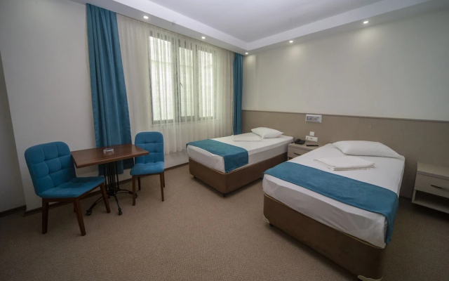 Vira 10 Hotel