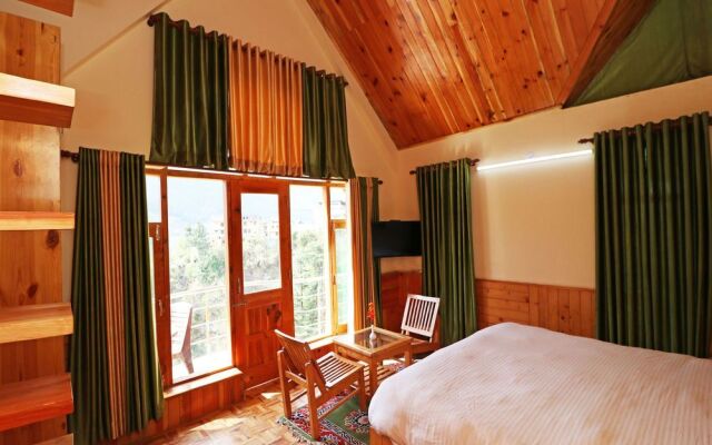 OYO 13715 Home Classic Villa Naggar Road