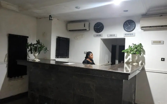 Luxury Suites and Apartments
