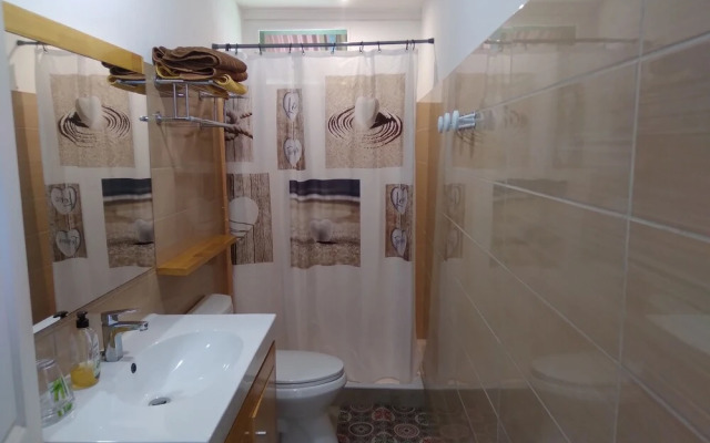 Fare Arana Moorea Guesthouse