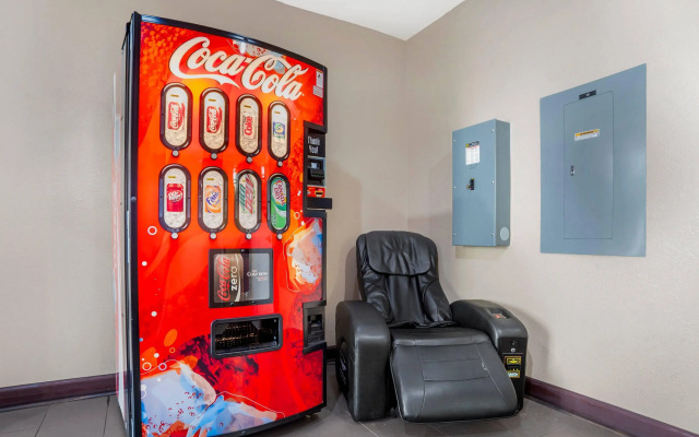 Comfort Suites Montgomery East Monticello Dr.